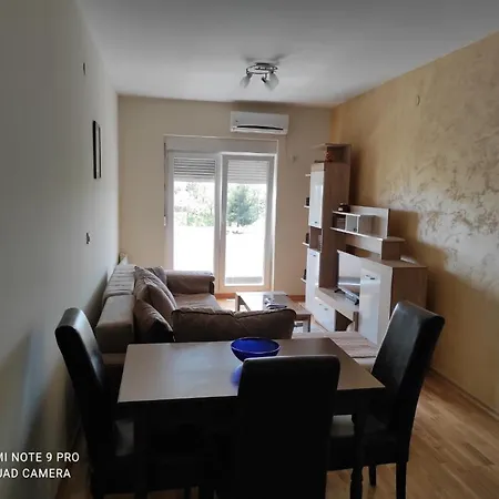 Luka Apartman *